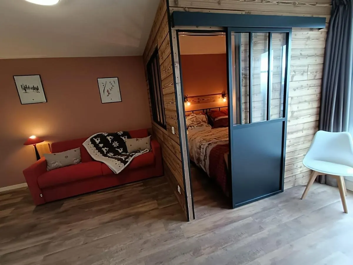 Fleurs Des Alpes Apartment Les Deserts  0*, Les Deserts (Savoie)